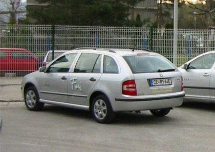 Napis iz folije na vozilu — Reklama Celje